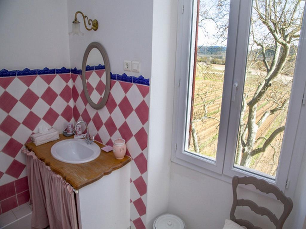 ホテル Domaine Saint Dominique Seillons-Source-d'Argens 部屋 写真
